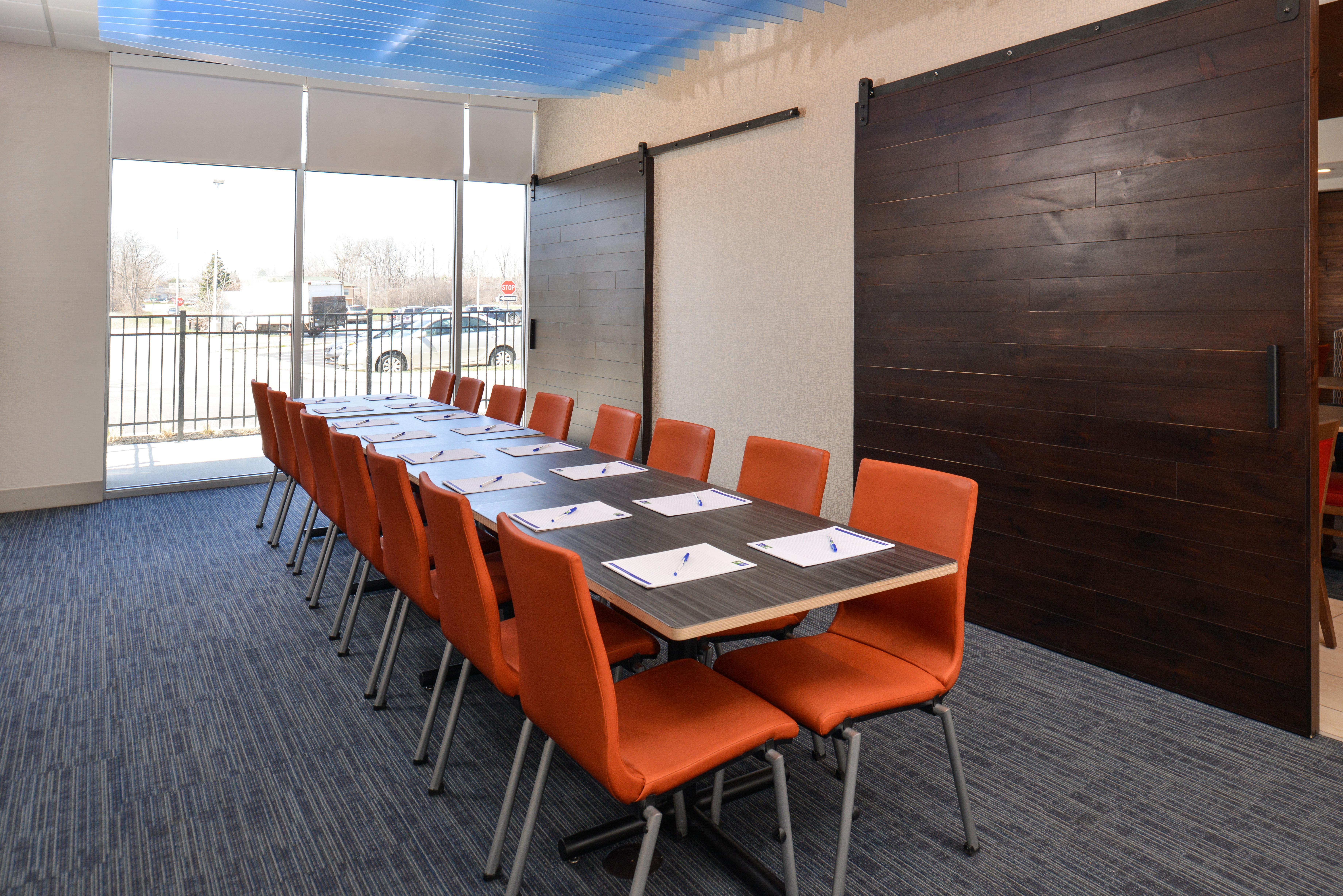 Holiday Inn Express & Suites - Southgate - Detroit Area, An Ihg Hotel Eksteriør billede